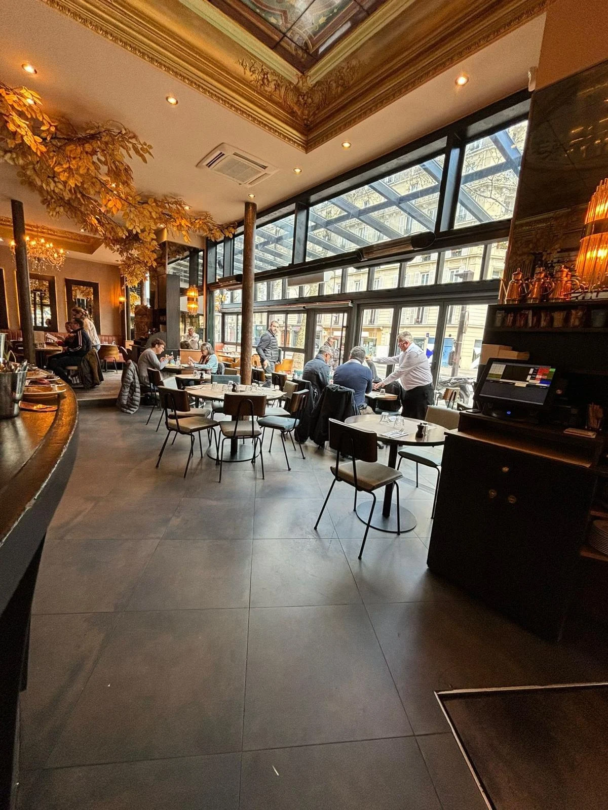 Véranda lumineuse pour maison