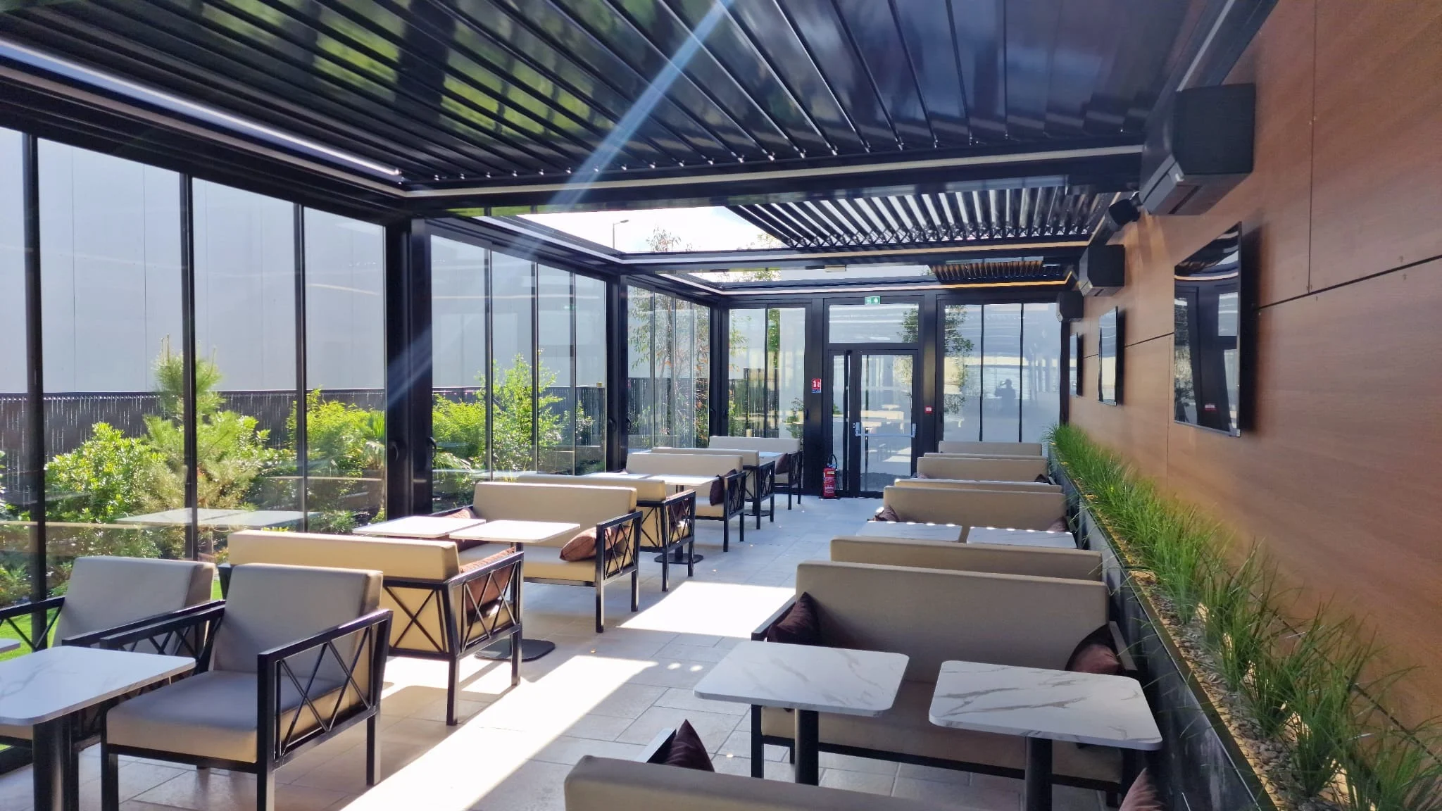 Verre coulissant pour jardin d'hiver